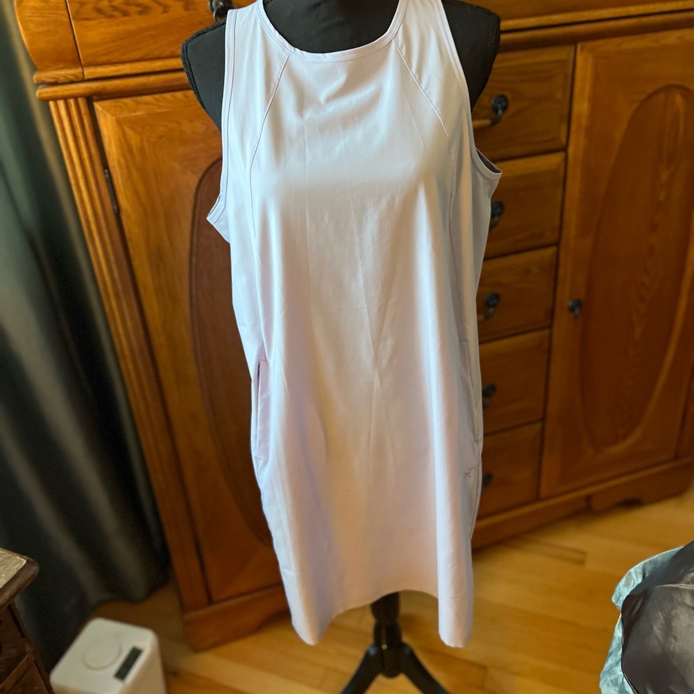 Arcteryx dress lavender color. Light weight summer dress